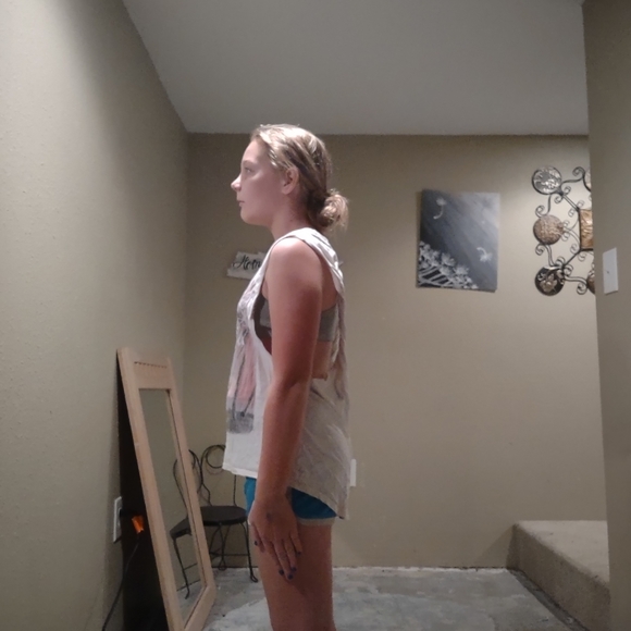 Tanktop - Picture 3 of 6